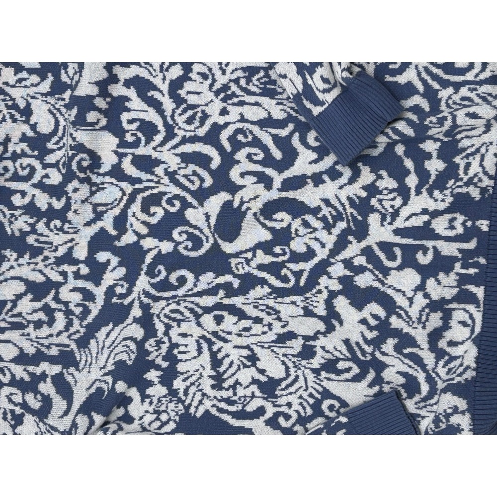 Womens Blue and White Damask Floral Knit Crewneck Pullover Sweater Long Sleeve - Picture 4 of 6
